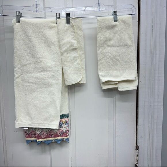 New Vintage quilted bath towel set by Grand Prix Avanti made in USA. - Picture 5 of 6
